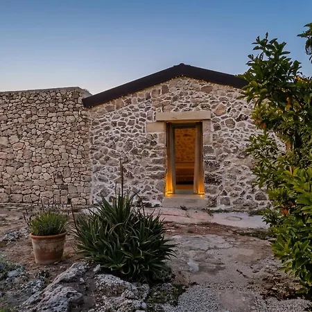 Konukevi Masseria Petra 4*